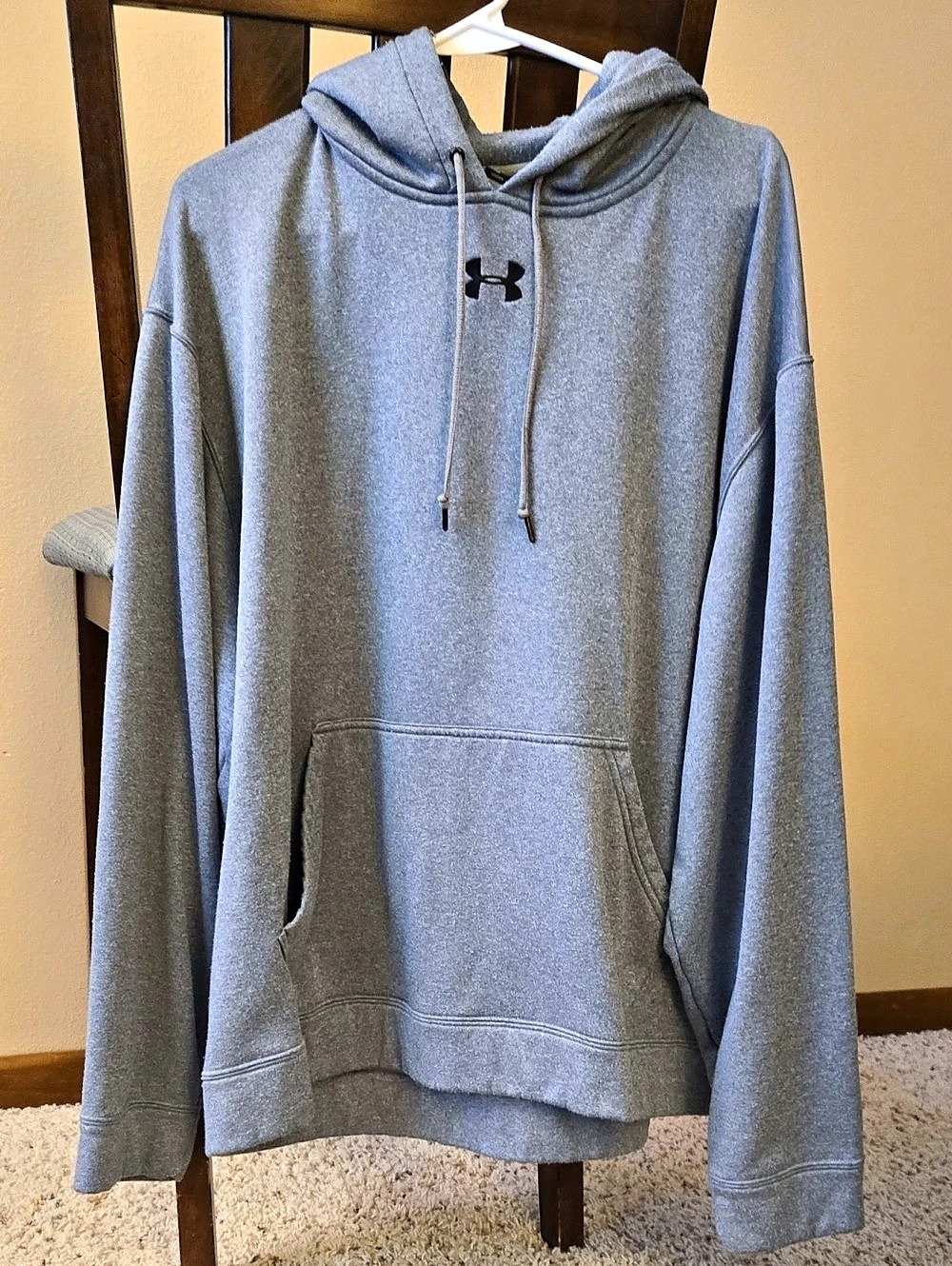 Under Armour Gray Hoodie Size Large